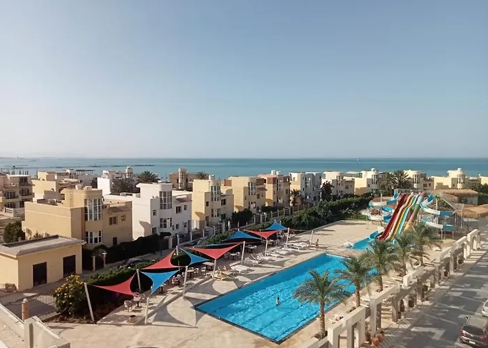 Luxury With Private And Aquapark Apartment Hurghada